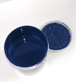 Color RAL 5010 (1.0 liters) gentian blue.
